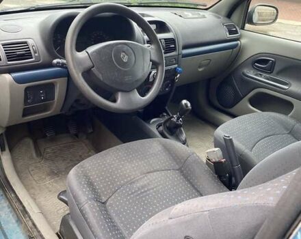 Синий Рено Клио, объемом двигателя 1.1 л и пробегом 160 тыс. км за 2600 $, фото 12 на Automoto.ua