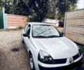 Синий Рено Клио, объемом двигателя 0 л и пробегом 166 тыс. км за 2108 $, фото 1 на Automoto.ua