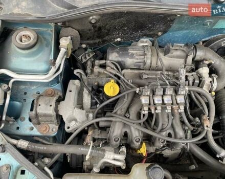 Синий Рено Клио, объемом двигателя 1.1 л и пробегом 160 тыс. км за 2600 $, фото 10 на Automoto.ua