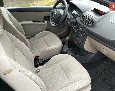 Синий Рено Клио, объемом двигателя 1.15 л и пробегом 258 тыс. км за 3700 $, фото 9 на Automoto.ua