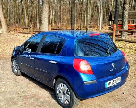 Синий Рено Клио, объемом двигателя 1.1 л и пробегом 274 тыс. км за 4300 $, фото 1 на Automoto.ua