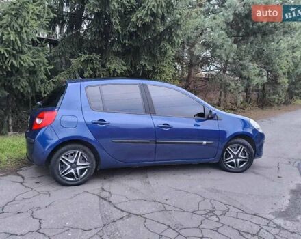 Синий Рено Клио, объемом двигателя 1.6 л и пробегом 132 тыс. км за 6500 $, фото 5 на Automoto.ua