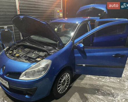 Рено Клио 2006 в Пирятине на Automoto.ua Синий Рено Клио, объемом двигателя 1.6 л и пробегом 198 тыс. км за 4700 $, фото 13 на Automoto.ua