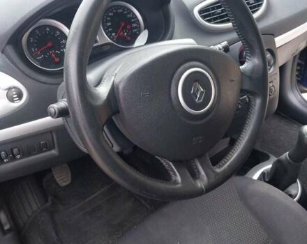 Синий Рено Клио, объемом двигателя 1.6 л и пробегом 141 тыс. км за 4650 $, фото 40 на Automoto.ua