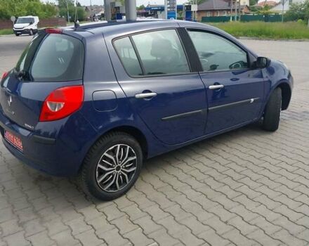 Синий Рено Клио, объемом двигателя 1.6 л и пробегом 141 тыс. км за 4650 $, фото 3 на Automoto.ua