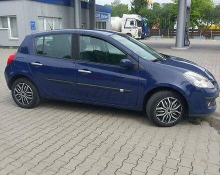 Синий Рено Клио, объемом двигателя 1.6 л и пробегом 141 тыс. км за 4650 $, фото 19 на Automoto.ua
