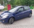 Синий Рено Клио, объемом двигателя 1.6 л и пробегом 141 тыс. км за 4650 $, фото 5 на Automoto.ua