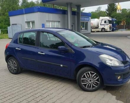 Синий Рено Клио, объемом двигателя 1.6 л и пробегом 141 тыс. км за 4650 $, фото 22 на Automoto.ua
