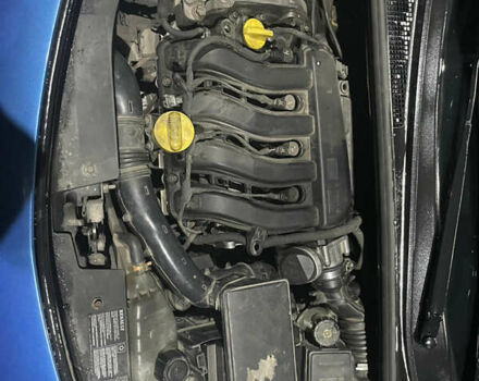 Рено Клио 2006 в Пирятине на Automoto.ua Синий Рено Клио, объемом двигателя 1.6 л и пробегом 198 тыс. км за 4700 $, фото 14 на Automoto.ua