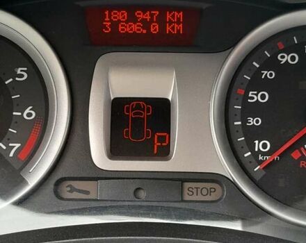 Синій Рено Кліо, об'ємом двигуна 1.6 л та пробігом 181 тис. км за 6100 $, фото 5 на Automoto.ua