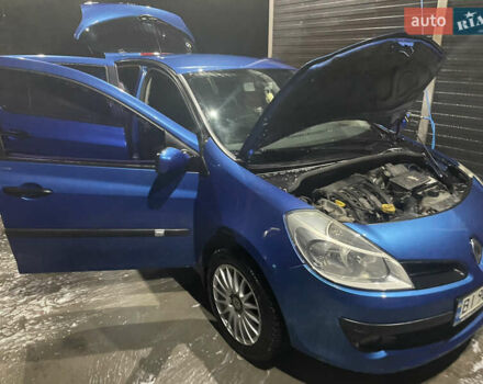 Рено Клио 2006 в Пирятине на Automoto.ua Синий Рено Клио, объемом двигателя 1.6 л и пробегом 198 тыс. км за 4700 $, фото 11 на Automoto.ua