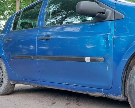 Синій Рено Кліо, об'ємом двигуна 1.5 л та пробігом 219 тис. км за 1600 $, фото 9 на Automoto.ua