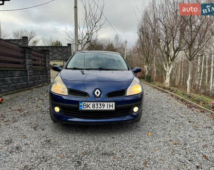 Синій Рено Кліо, об'ємом двигуна 1.6 л та пробігом 148 тис. км за 6100 $, фото 4 на Automoto.ua
