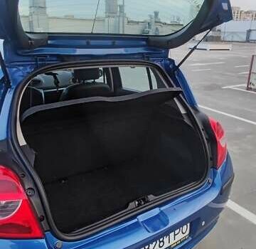 Синий Рено Клио, объемом двигателя 1.15 л и пробегом 125 тыс. км за 4700 $, фото 8 на Automoto.ua
