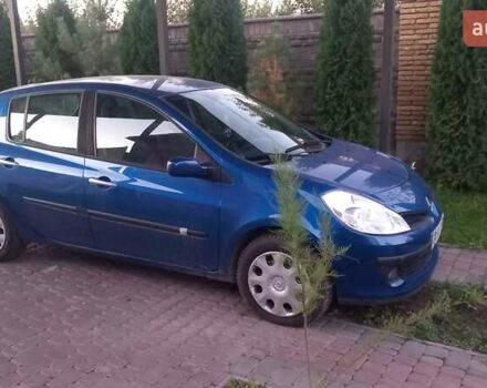Синий Рено Клио, объемом двигателя 1.6 л и пробегом 153 тыс. км за 6850 $, фото 4 на Automoto.ua
