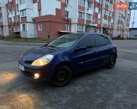 Синій Рено Кліо, об'ємом двигуна 1.39 л та пробігом 120 тис. км за 3650 $, фото 3 на Automoto.ua