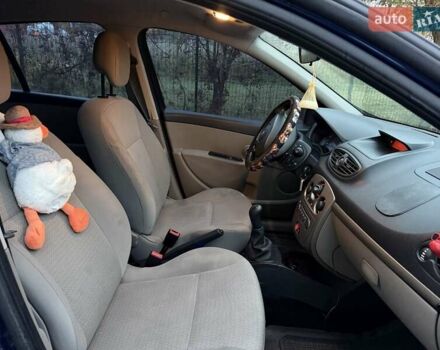 Синій Рено Кліо, об'ємом двигуна 1.39 л та пробігом 120 тис. км за 3650 $, фото 7 на Automoto.ua