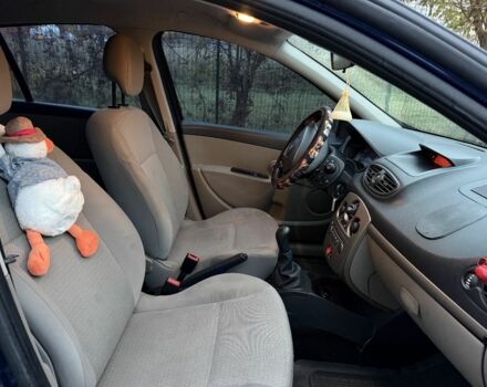 Синій Рено Кліо, об'ємом двигуна 1.4 л та пробігом 120 тис. км за 3650 $, фото 2 на Automoto.ua