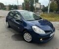 Синий Рено Клио, объемом двигателя 1.2 л и пробегом 250 тыс. км за 3452 $, фото 3 на Automoto.ua