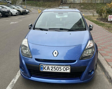 Синий Рено Клио, объемом двигателя 1.6 л и пробегом 190 тыс. км за 6500 $, фото 8 на Automoto.ua