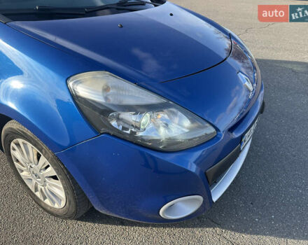 Синий Рено Клио, объемом двигателя 1.15 л и пробегом 195 тыс. км за 4900 $, фото 3 на Automoto.ua