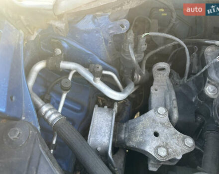 Синий Рено Клио, объемом двигателя 1.15 л и пробегом 195 тыс. км за 4900 $, фото 28 на Automoto.ua