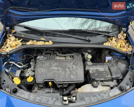Синий Рено Клио, объемом двигателя 1.2 л и пробегом 195 тыс. км за 4900 $, фото 16 на Automoto.ua