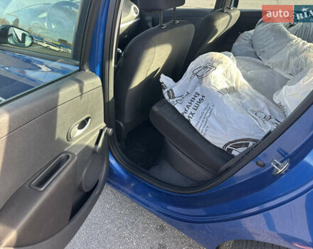 Синий Рено Клио, объемом двигателя 1.15 л и пробегом 195 тыс. км за 4900 $, фото 20 на Automoto.ua