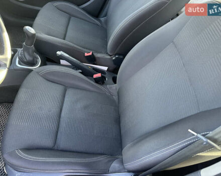 Синий Рено Клио, объемом двигателя 1.15 л и пробегом 195 тыс. км за 4900 $, фото 17 на Automoto.ua