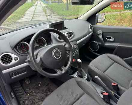 Синий Рено Клио, объемом двигателя 1.2 л и пробегом 195 тыс. км за 4900 $, фото 17 на Automoto.ua