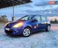 Синий Рено Клио, объемом двигателя 1.5 л и пробегом 300 тыс. км за 4999 $, фото 2 на Automoto.ua