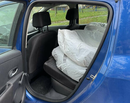 Синий Рено Клио, объемом двигателя 1.2 л и пробегом 195 тыс. км за 4900 $, фото 10 на Automoto.ua
