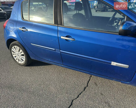 Синий Рено Клио, объемом двигателя 1.15 л и пробегом 195 тыс. км за 4900 $, фото 5 на Automoto.ua