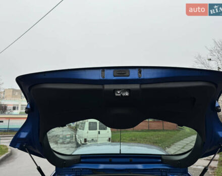 Синий Рено Клио, объемом двигателя 1.2 л и пробегом 195 тыс. км за 4900 $, фото 13 на Automoto.ua