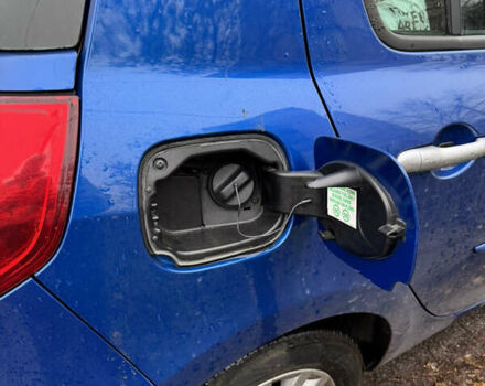 Синий Рено Клио, объемом двигателя 1.2 л и пробегом 195 тыс. км за 4900 $, фото 9 на Automoto.ua