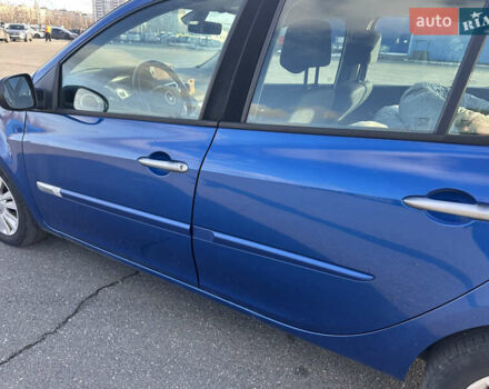 Синий Рено Клио, объемом двигателя 1.15 л и пробегом 195 тыс. км за 4900 $, фото 13 на Automoto.ua