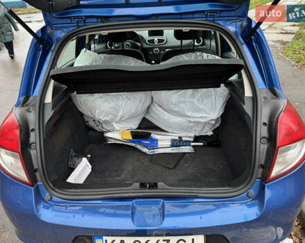 Синий Рено Клио, объемом двигателя 1.2 л и пробегом 195 тыс. км за 4900 $, фото 12 на Automoto.ua