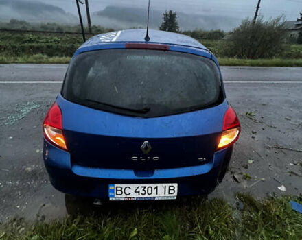 Синий Рено Клио, объемом двигателя 1.2 л и пробегом 170 тыс. км за 1777 $, фото 2 на Automoto.ua