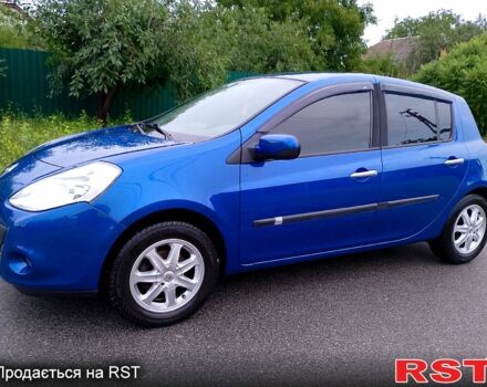 Синий Рено Клио, объемом двигателя 1.1 л и пробегом 239 тыс. км за 5200 $, фото 4 на Automoto.ua