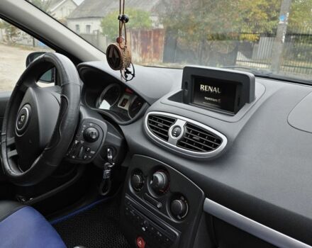 Синий Рено Клио, объемом двигателя 1.1 л и пробегом 179 тыс. км за 5600 $, фото 10 на Automoto.ua