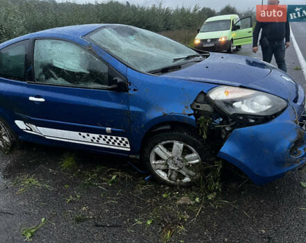 Синий Рено Клио, объемом двигателя 1.2 л и пробегом 170 тыс. км за 1777 $, фото 4 на Automoto.ua