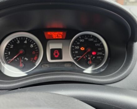 Синий Рено Клио, объемом двигателя 1.1 л и пробегом 179 тыс. км за 5600 $, фото 5 на Automoto.ua