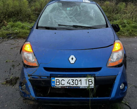 Синий Рено Клио, объемом двигателя 1.2 л и пробегом 170 тыс. км за 1777 $, фото 3 на Automoto.ua