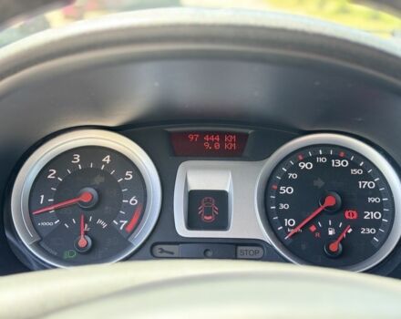 Синий Рено Клио, объемом двигателя 1.1 л и пробегом 98 тыс. км за 4100 $, фото 7 на Automoto.ua