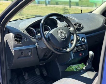 Синий Рено Клио, объемом двигателя 1.1 л и пробегом 98 тыс. км за 4100 $, фото 9 на Automoto.ua