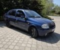 Синий Рено Клио, объемом двигателя 1.4 л и пробегом 200 тыс. км за 1999 $, фото 1 на Automoto.ua