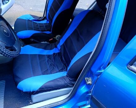 Рено Клио 2003 в Житомире на Automoto.ua Синий Рено Клио, объемом двигателя 1.4 л и пробегом 32 тыс. км за 3400 $, фото 3 на Automoto.ua