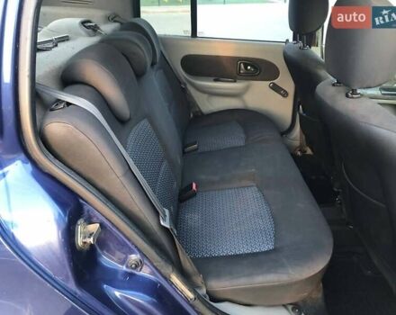 Синий Рено Клио, объемом двигателя 1.4 л и пробегом 280 тыс. км за 2800 $, фото 17 на Automoto.ua