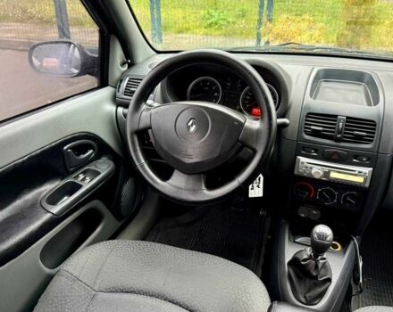 Синій Рено Кліо, об'ємом двигуна 1.4 л та пробігом 168 тис. км за 2950 $, фото 12 на Automoto.ua