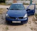 Синий Рено Клио, объемом двигателя 1.4 л и пробегом 350 тыс. км за 2600 $, фото 7 на Automoto.ua